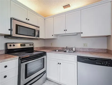 4 Vista Palm Lane Vero Beach FL 32962