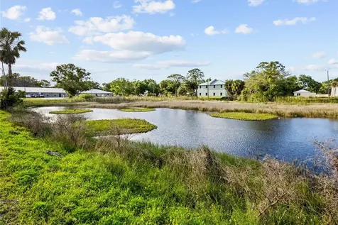 4107 18th Place Vero Beach FL 32960