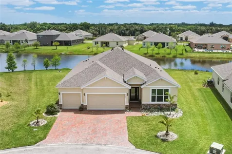 5285 2nd Manor Vero Beach FL 32968