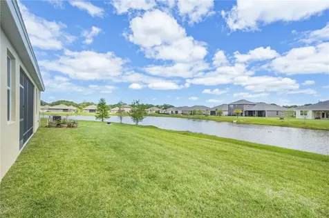 5285 2nd Manor Vero Beach FL 32968