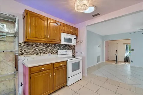1545 Highland Avenue Vero Beach FL 32960