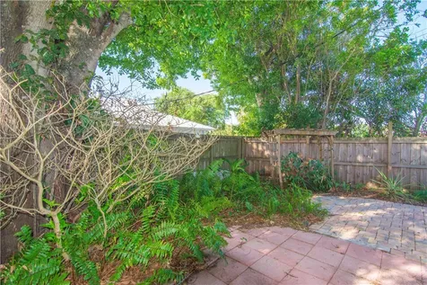 1545 Highland Avenue Vero Beach FL 32960