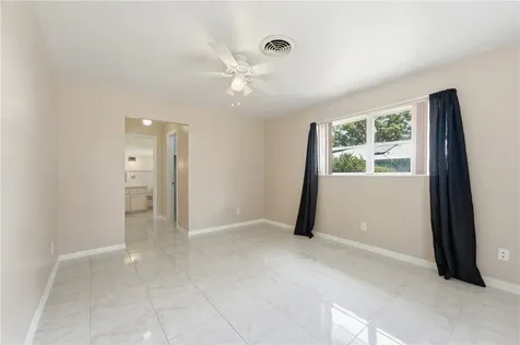 2115 15th Place Vero Beach FL 32960