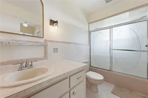 2115 15th Place Vero Beach FL 32960