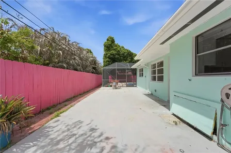 2115 15th Place Vero Beach FL 32960