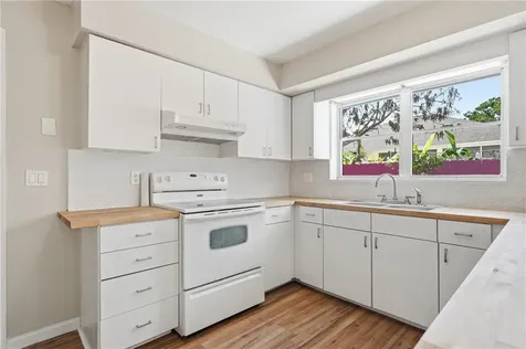 2115 15th Place Vero Beach FL 32960