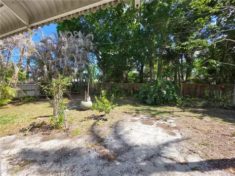 843 22nd Place Vero Beach FL 32960