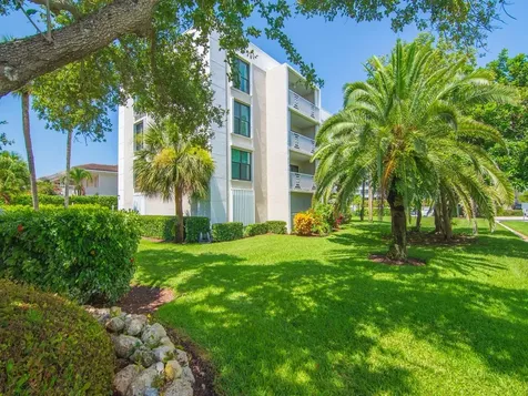 3555 Ocean Drive Vero Beach FL 32963