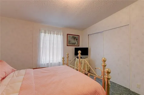 7658 Niantic Avenue Micco FL 32976