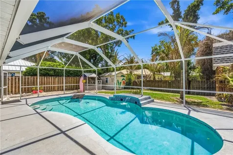 2821 21st Lane Vero Beach FL 32960