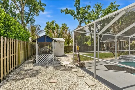 2821 21st Lane Vero Beach FL 32960