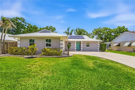 2821 21st Lane Vero Beach FL 32960