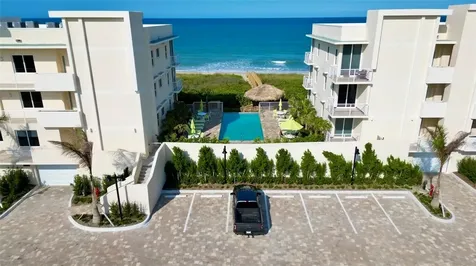4802 N. Highway A1a North Hutchinson Island FL 34949