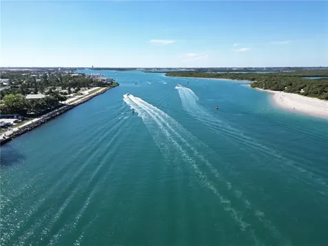 4802 N. Highway A1a North Hutchinson Island FL 34949