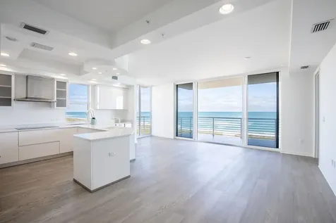 4802 N. Highway A1a North Hutchinson Island FL 34949