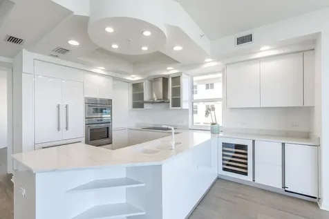 4802 N. Highway A1a North Hutchinson Island FL 34949