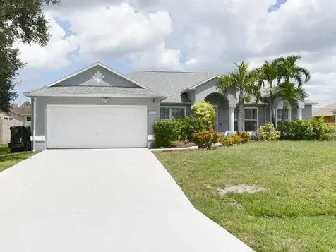 2573 SW Dania Street Port St Lucie FL 34953