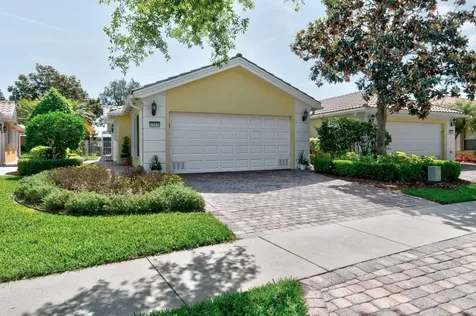 4949 Corsica Square Vero Beach FL 32967