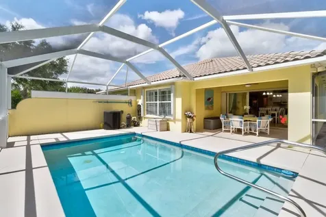 4949 Corsica Square Vero Beach FL 32967