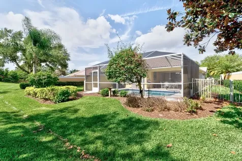 4949 Corsica Square Vero Beach FL 32967