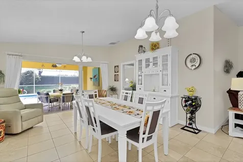 4949 Corsica Square Vero Beach FL 32967