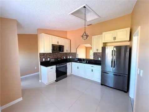 2075 4th Avenue SW Vero Beach FL 32962