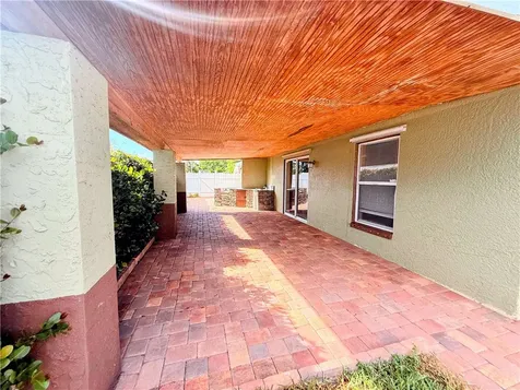 2075 4th Avenue SW Vero Beach FL 32962