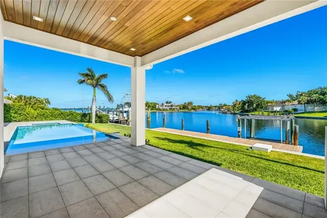 1806 Mooringline Drive Vero Beach FL 32963