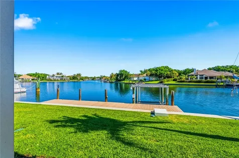 1806 Mooringline Drive Vero Beach FL 32963
