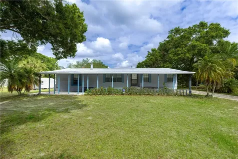 161 S Myrtle Street Fellsmere FL 32948