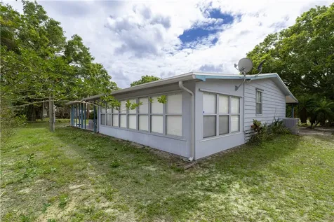 161 S Myrtle Street Fellsmere FL 32948