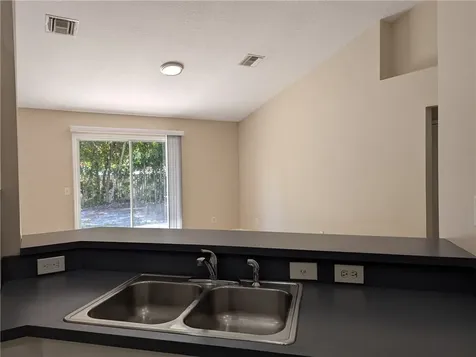 2515 1st Place Vero Beach FL 32962