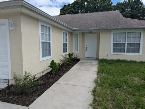 2515 1st Place Vero Beach FL 32962
