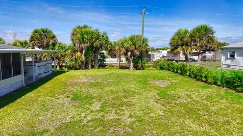 1201 Chipewa Drive Barefoot Bay FL 32976