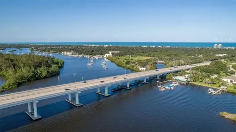 405 Eugenia Road Vero Beach FL 32963