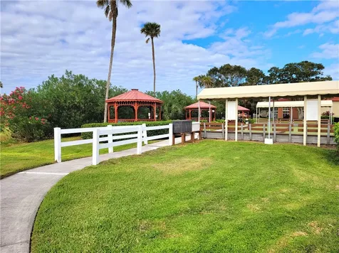 101 Spring Lake Drive Vero Beach FL 32962