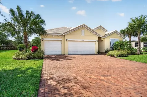 2557 Saint Lucia Circle Vero Beach FL 32967