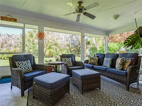 735 23rd Avenue Vero Beach FL 32962