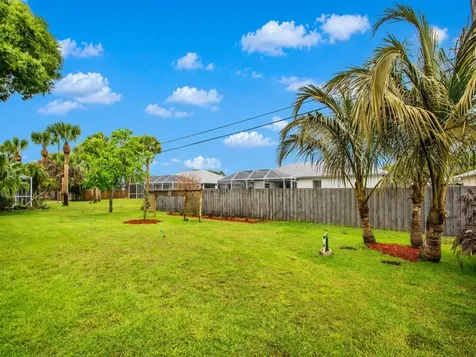 425 Bywood Avenue Sebastian FL 32958