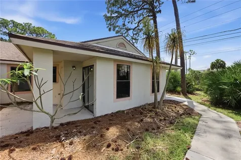 2835 Stoneway Lane Fort Pierce FL 34982