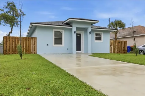 4248 26th Avenue Vero Beach FL 32967