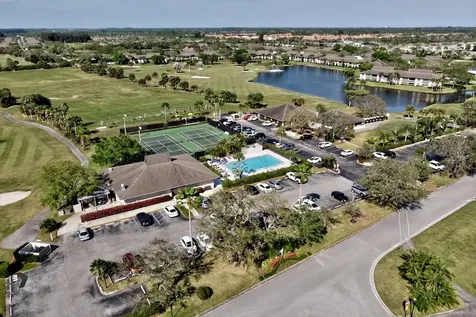 18 Plantation Drive Vero Beach FL 32966