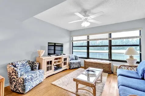 18 Plantation Drive Vero Beach FL 32966