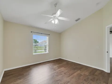 962 Montrose Avenue Sebastian FL 32958