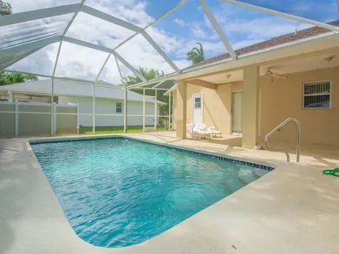 962 Montrose Avenue Sebastian FL 32958