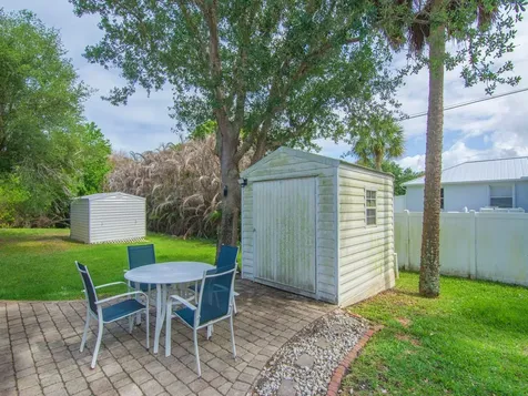 962 Montrose Avenue Sebastian FL 32958
