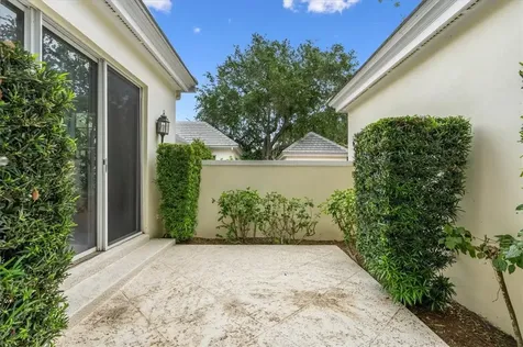 331 Shores Drive Vero Beach FL 32963