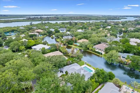 331 Shores Drive Vero Beach FL 32963