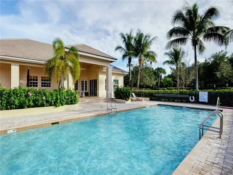 9065 Englewood Court Vero Beach FL 32963