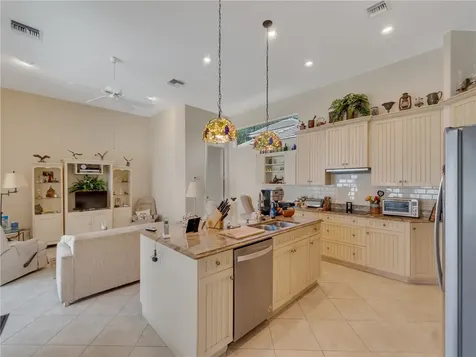 9065 Englewood Court Vero Beach FL 32963